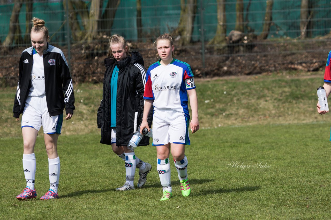 Bild 229 - wBJ SV Henstedt Ulzburg - TSV Schnberg : Ergebnis: 5:2